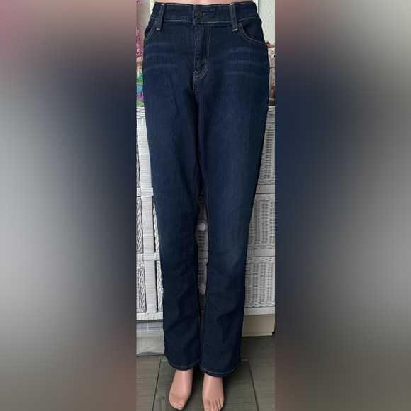 Levi’s Signature Modern 81% Cotton Jeans slight Whiskers Dark Blue wash Size 18 - Picture 1 of 10